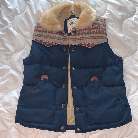 California Dream WHO.A.U Puffer vest SIZE L - Picture 1 of 5
